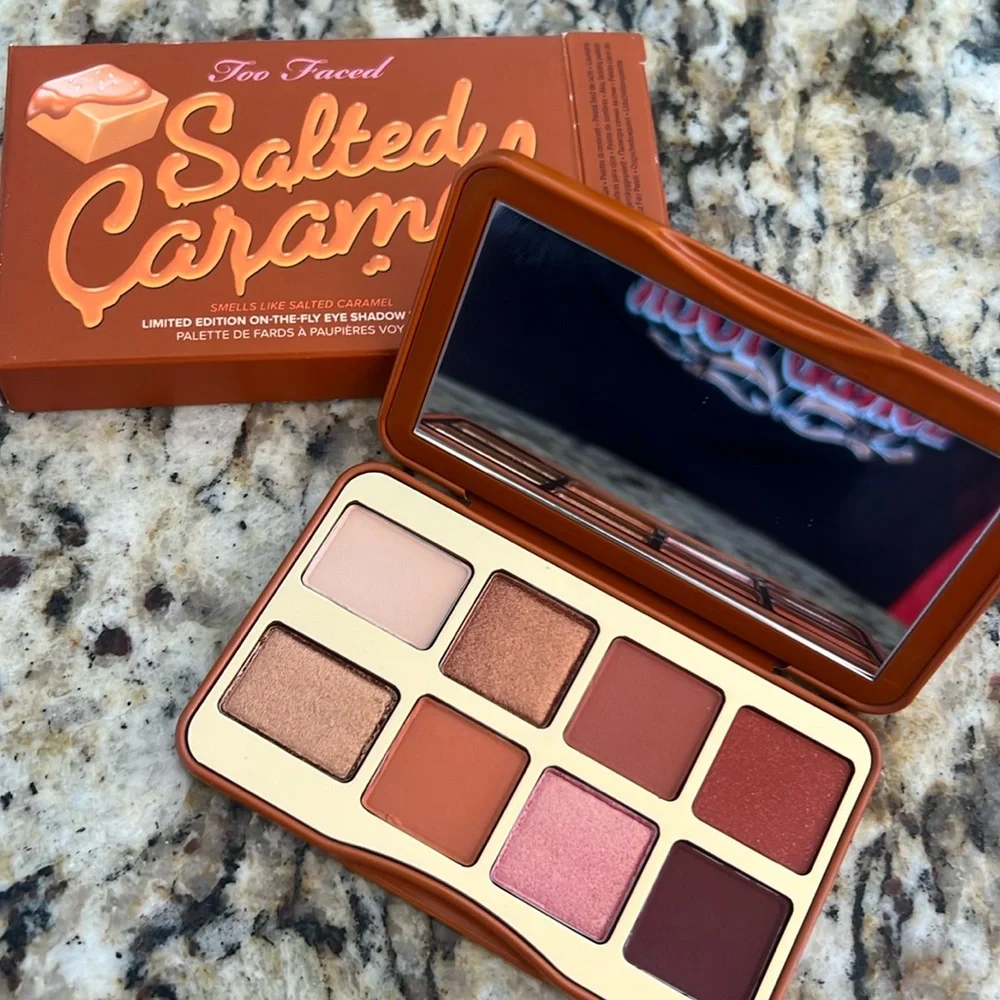 🍭🌙Too Faced Salted Caramel Palette